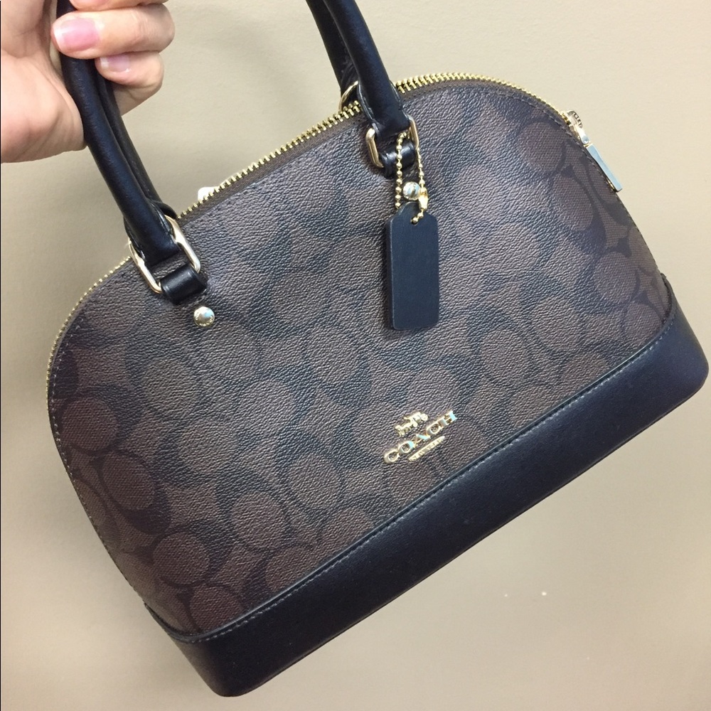 New with Tag Coach Womens Mini Sierra Satchel
